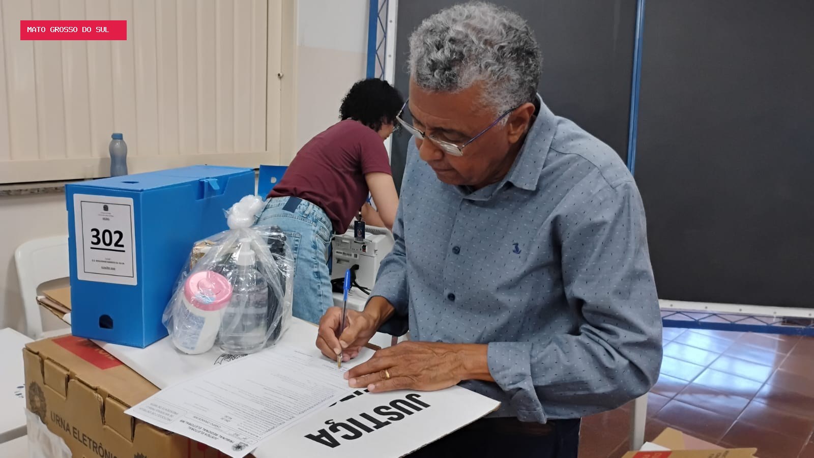 Logística eleitoral entra na reta final com entrega de urnas para o 2º turno