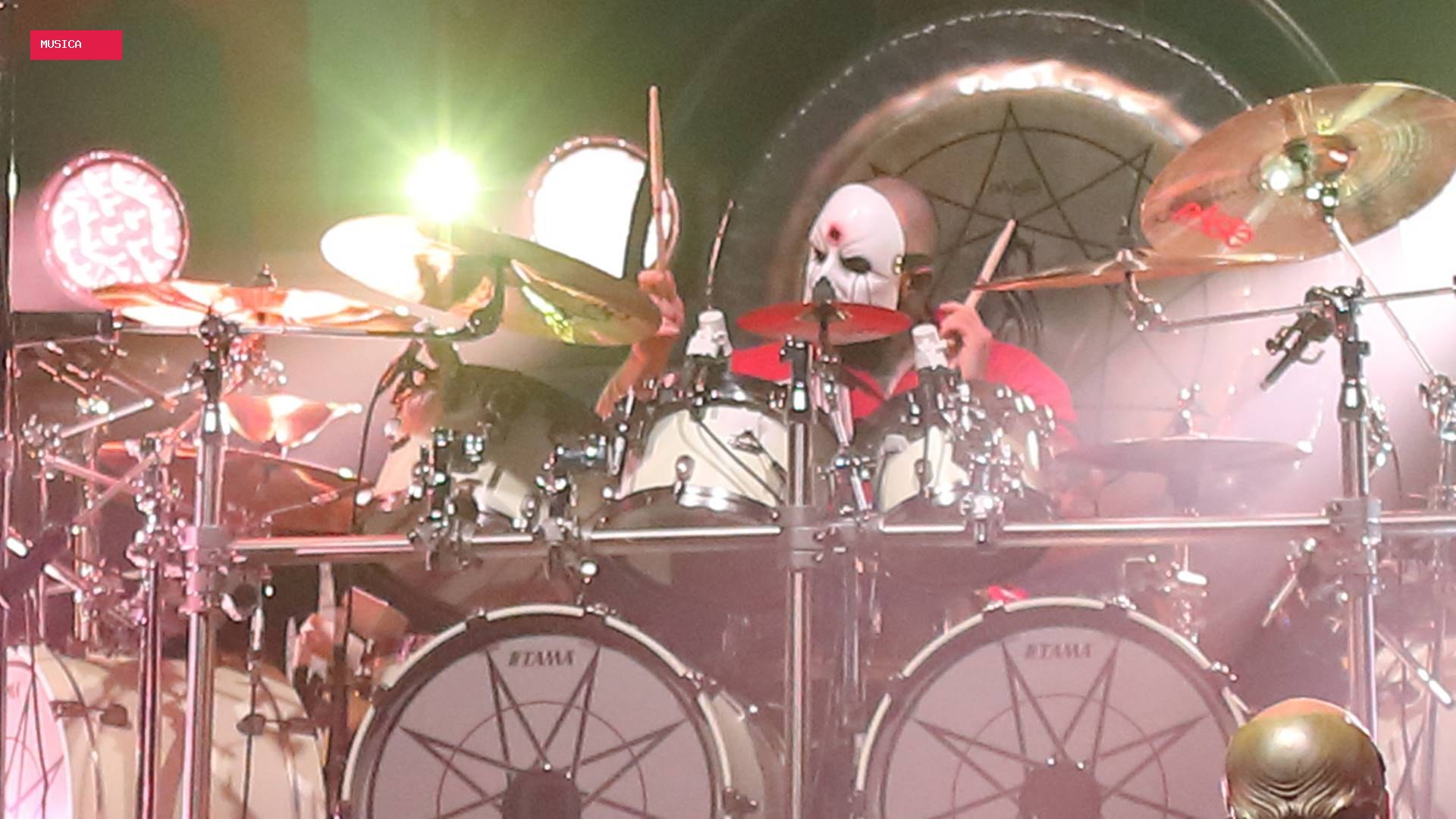 Slipknot poderá ter ritmos brasileiros em novo álbum, segundo Eloy Casagrande