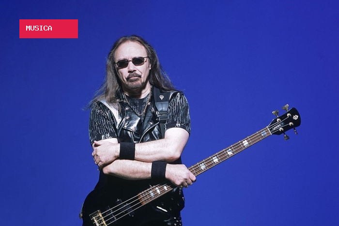 Ian Hill anuncia a aposentadoria e Davey Rimmer assume o baixo no Judas Priest