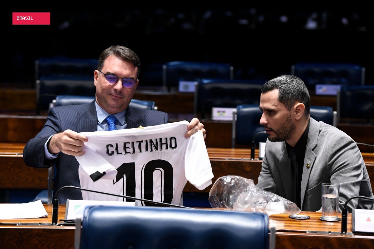 Cleitinho prestigia apoio do Republicanos a Flávio no 2º turno
