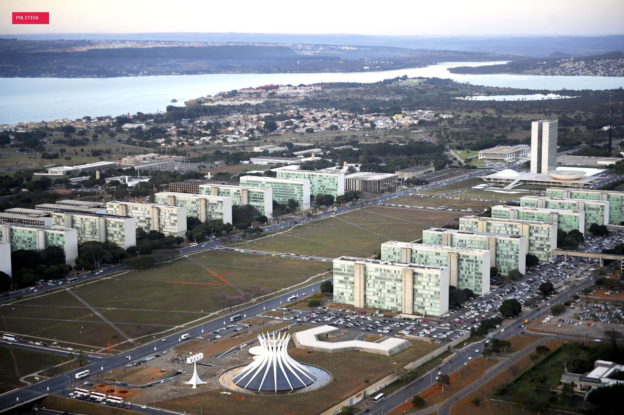 Governo federal transfere ponto facultativo do Dia do Servidor Público para 30 de outubro
