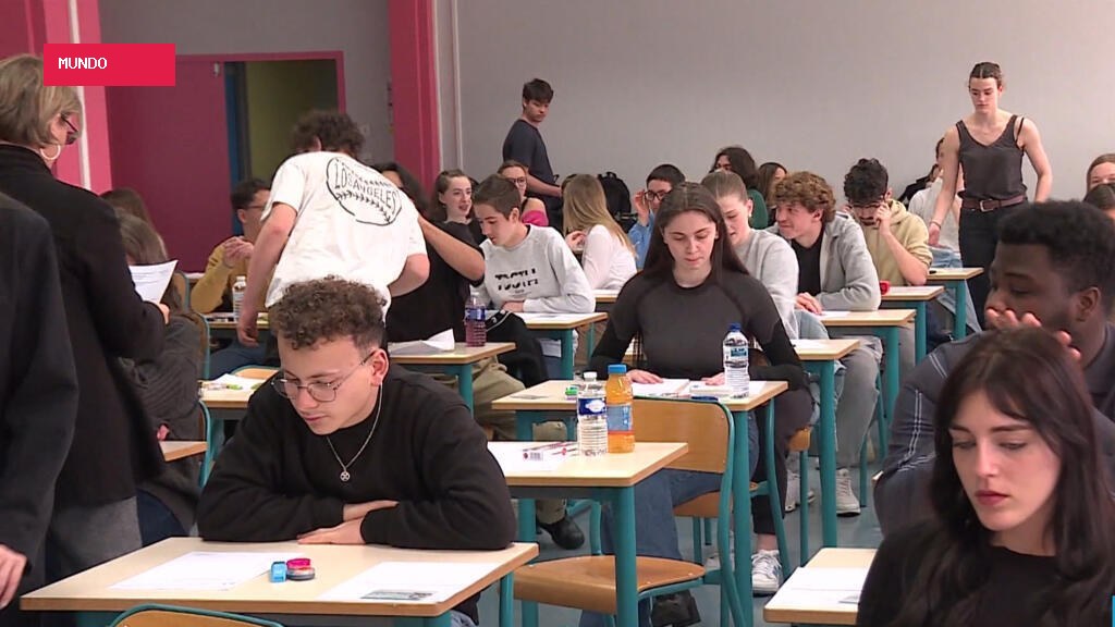 French protests: Student union leaders vow to keep mobilising