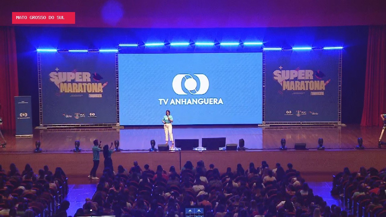 Supermaratona 2026: cronograma de estudos começa a ser enviado para a reta final da preparação para o Enem
