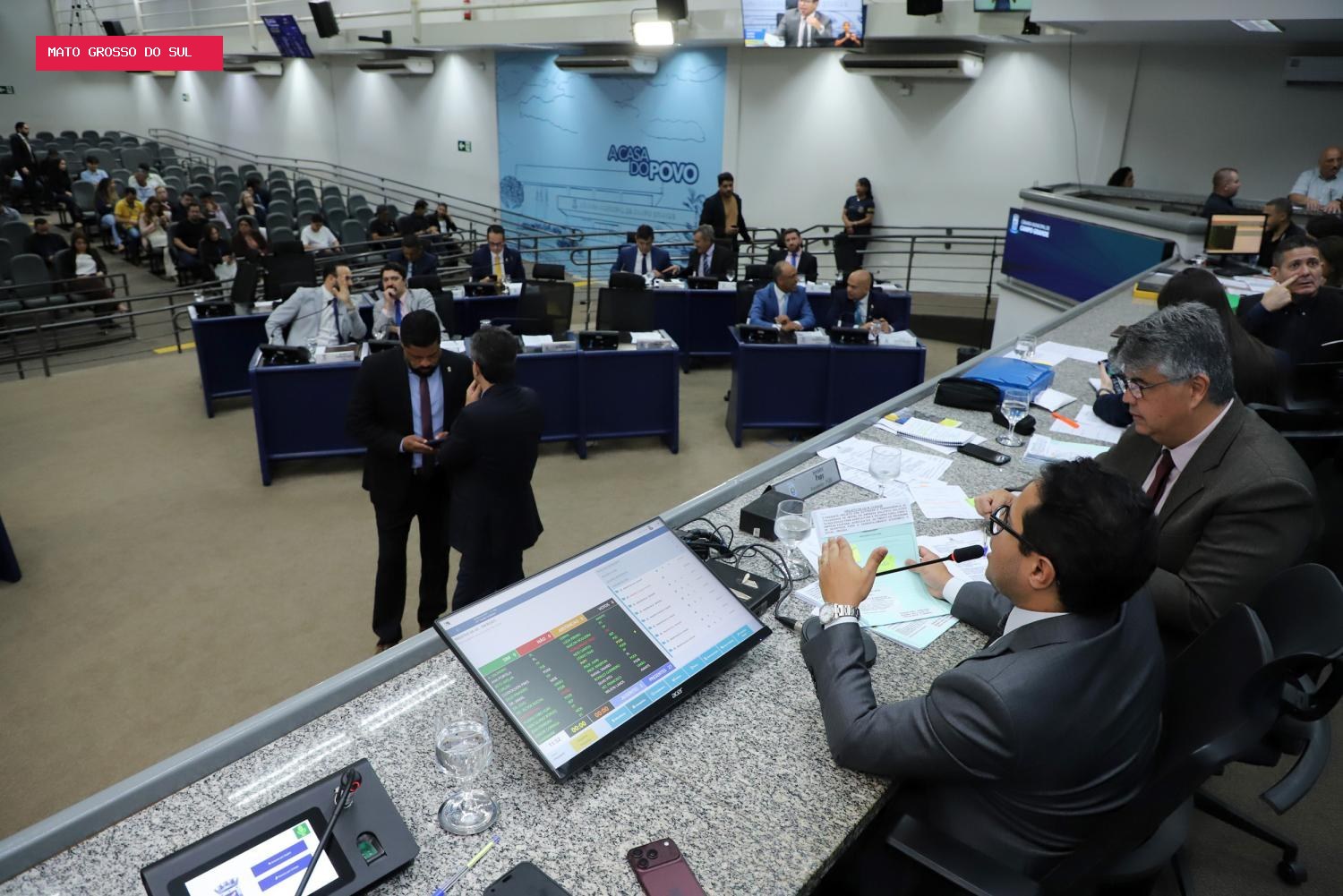 Câmara aprova R$ 476,7 milhões em empréstimos para asfalto e drenagem em Campo Grande