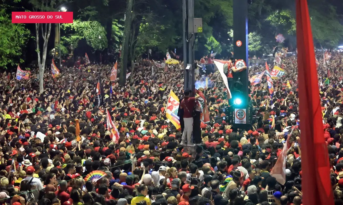Vitória de Lula repercute no exterior e imprensa destaca virada histórica nas eleições