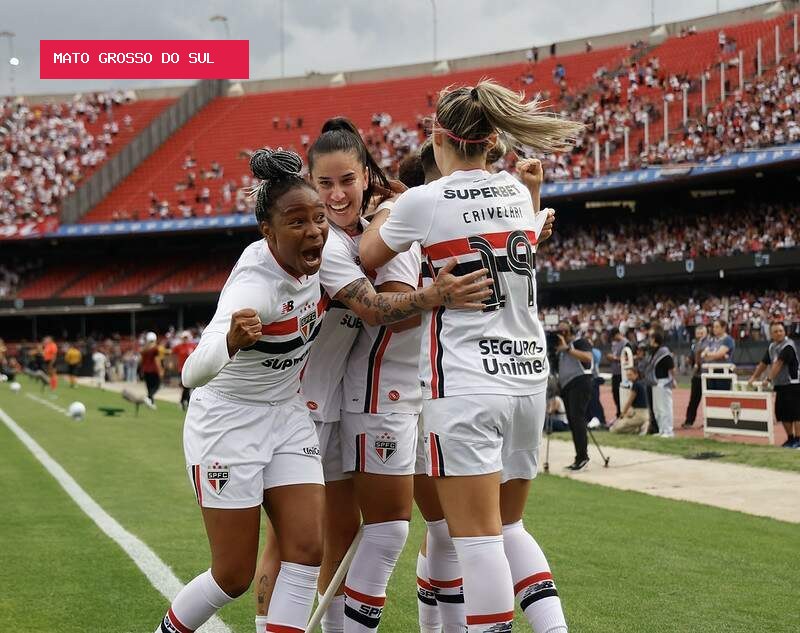 São Paulo segura Corinthians e conquista título do Brasileirão Feminino